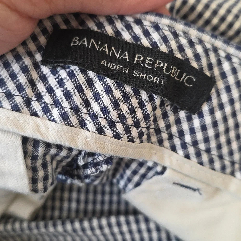 ☆Banana Republic Blue and White Checkered Men Shorts☆ - Picture 3 of 3